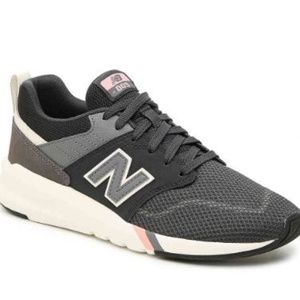 New Balance 009 Sneaker